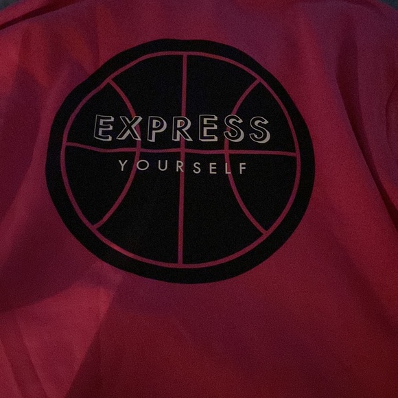 Women’s Express Hoodie - Picture 2 of 3